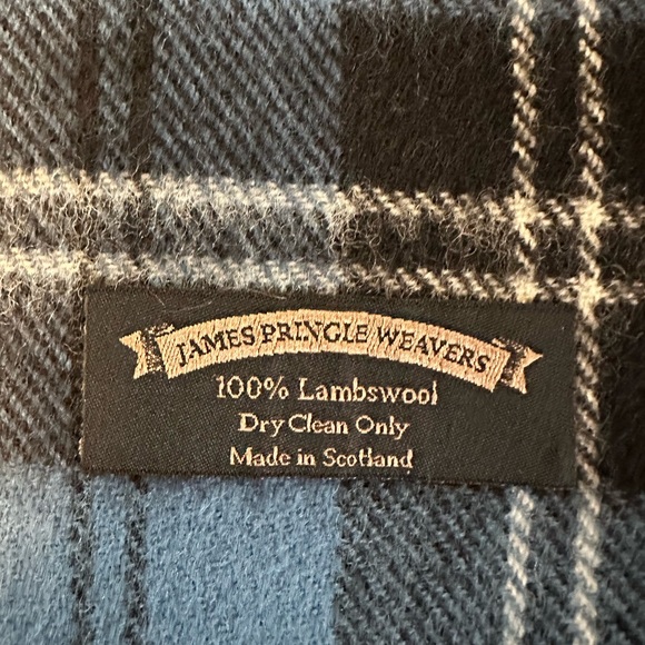 James Pringle Weavers scarf - Picture 2 of 5